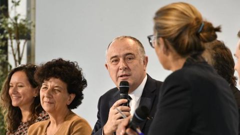 Le ministère de l’Agriculture, Didier Guillaume, ici à Bercy le 15 octobre, est en charge de piloter le volet de l’agriculture du pacte productif pour le plein-emploi. © Twitter de Didier Guillaume Le ministère de l’Agriculture, Didier Guillaume, ici à Bercy le 15 octobre, est en charge de piloter le volet de l’agriculture du pacte productif pour le plein-emploi. © Twitter de Didier Guillaume